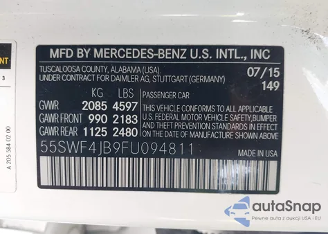 2015 Mercedes-Benz C-Class C 300 z USA, uszkodzony, nr VIN 55SWF4JB9FU094811